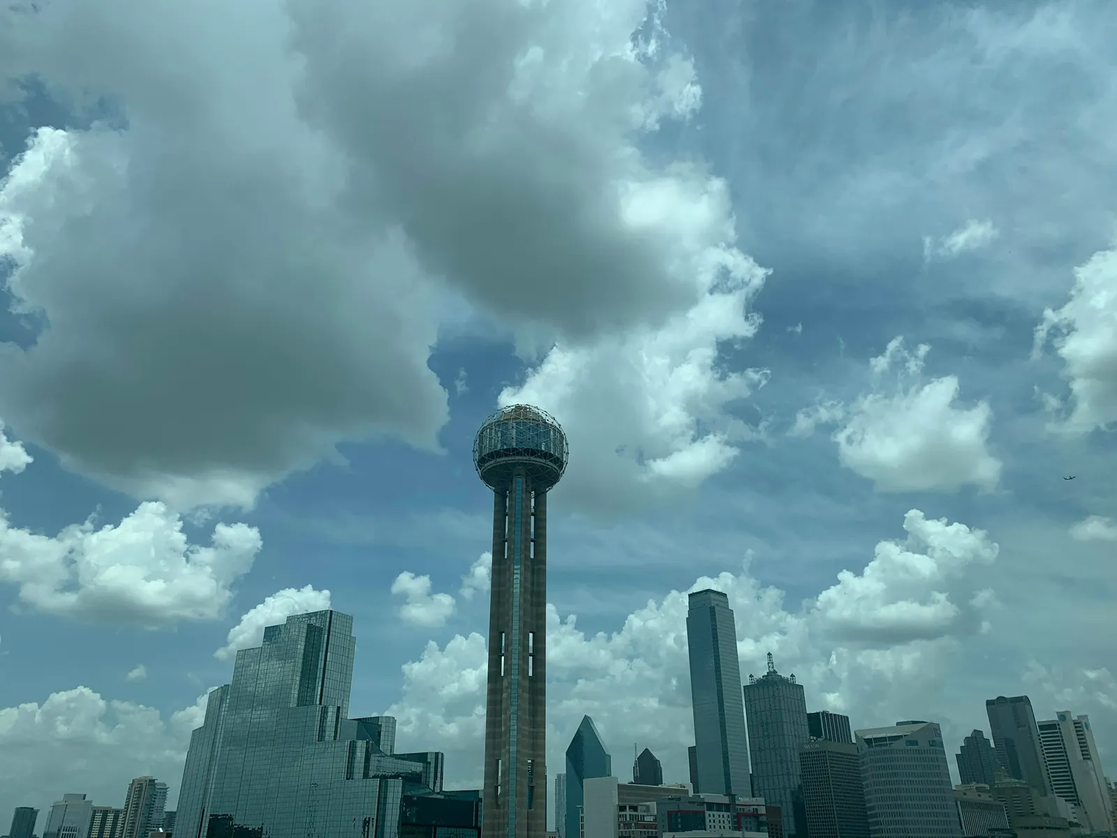 Dallas-Fort Worth skyline